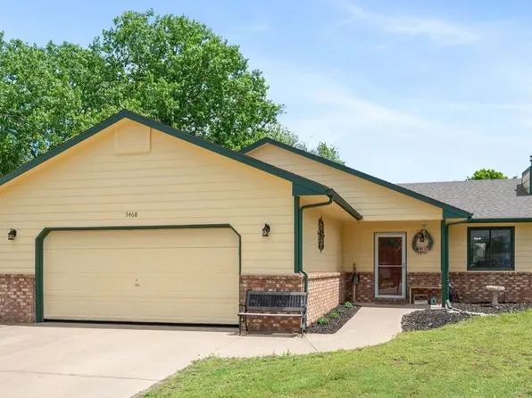 5468 S Stoneborough Ct, Wichita, KS 67217