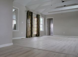 13401 NW 76th St, Kansas City, MO 64152