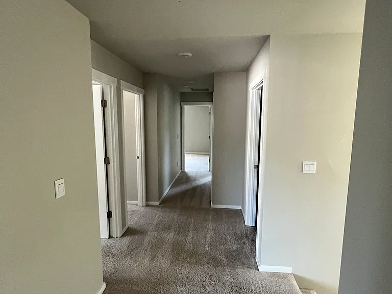 10806 32nd St NE — Photo 10