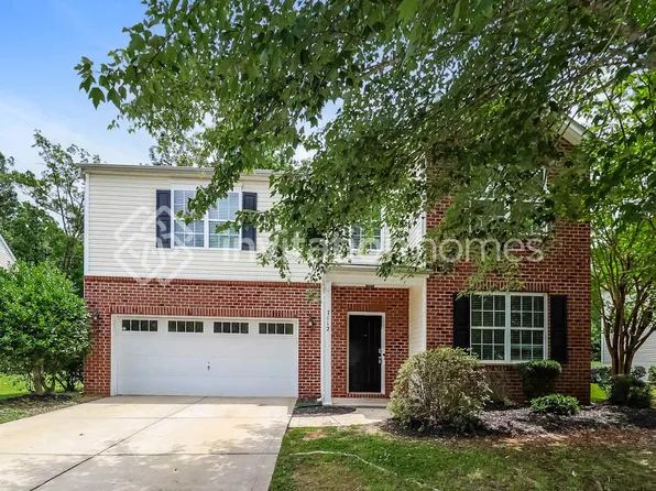 7112 Bear Grass Ln, Charlotte, NC 28227
