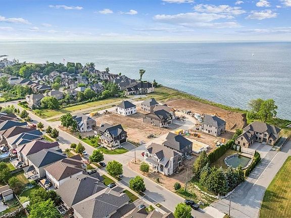 5th image of 100 Watershore Dr #19