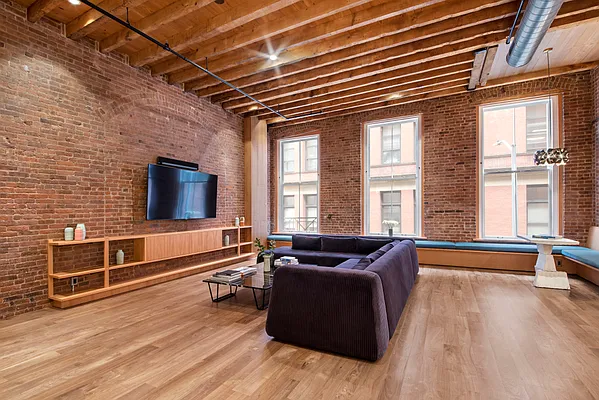 Rented by Brown Harris Stevens | media 20