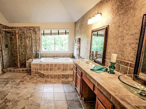 5th image of 4405 Egret Dr