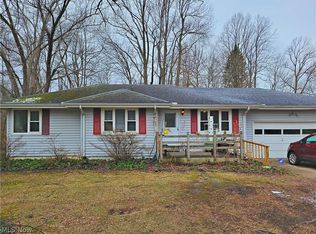 1438 Argyle Dr, Madison, OH 44057