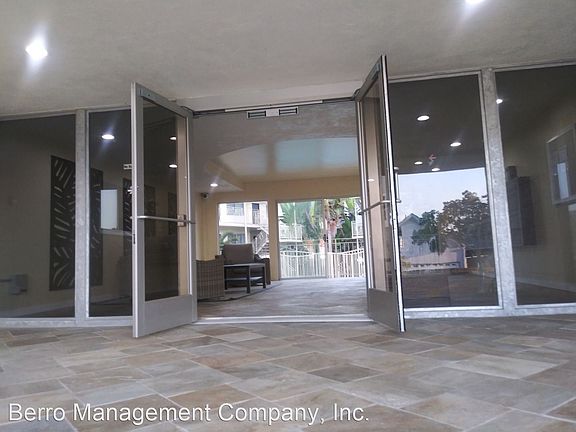 5th image of 350 Marina Dr #12