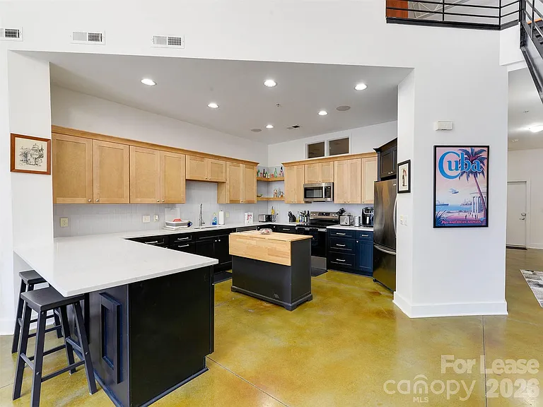 909 Westmere Ave — Photo 13