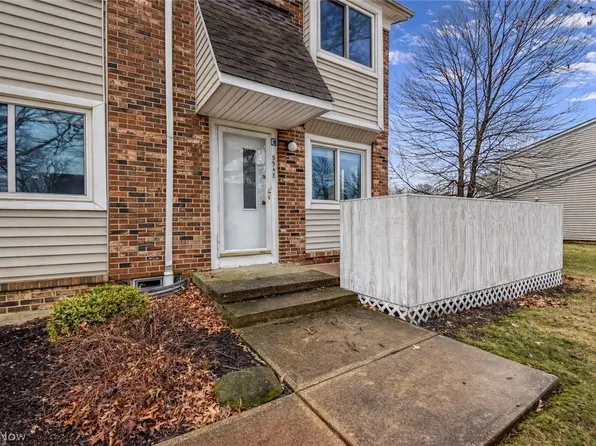 5548 Ivy Ct APT C, Willoughby, OH 44094