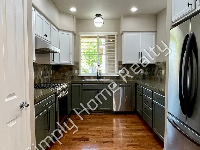 4661 Helena Ave SE — Photo 5