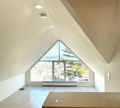 3rd image of 2140 Vallejo St #8