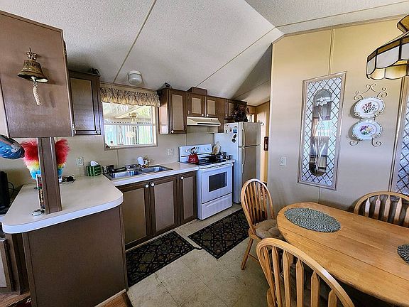 2nd image of 28229 County Road 33 #W264