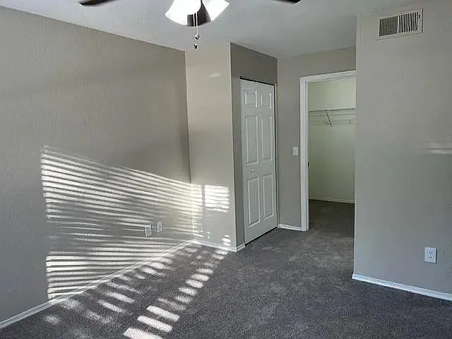831 Camargo Way — Photo 7