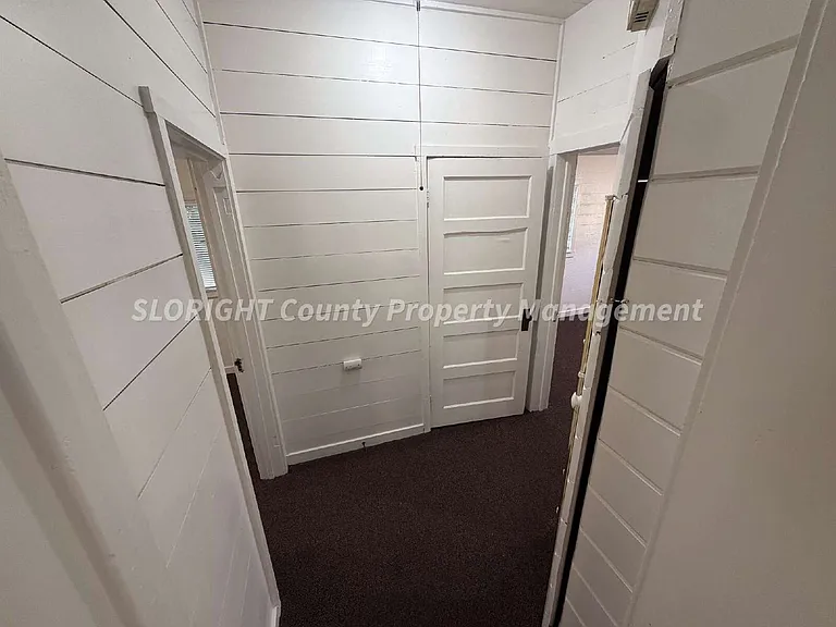 1243 Bond St — Photo 10