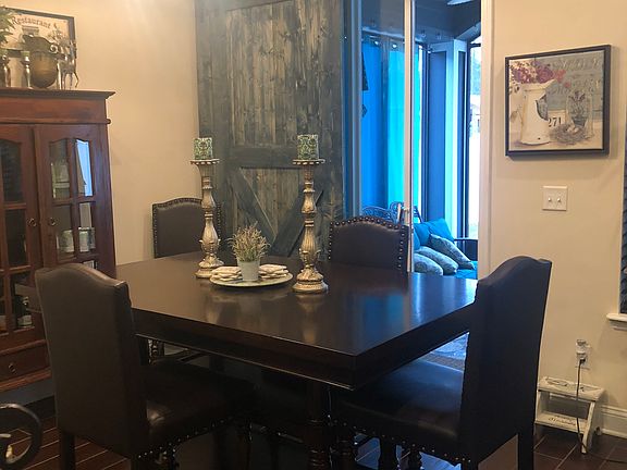 5th image of 605 Captiva Dr