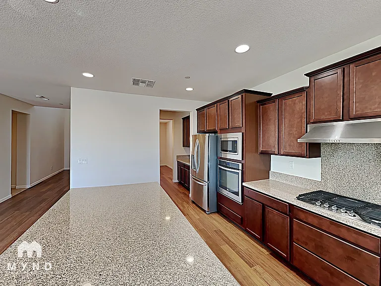 2367 Hancock Dr — Photo 15