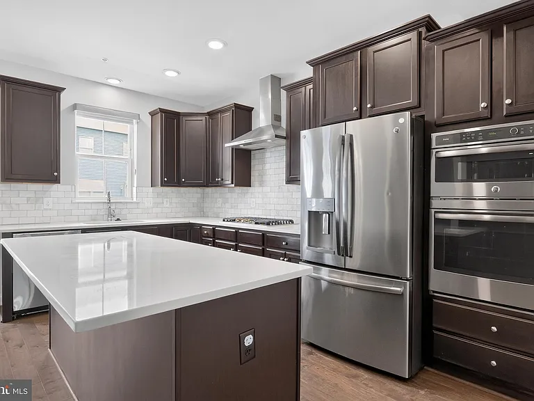 12241 Bluffwood Ter — Photo 19