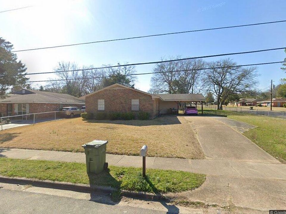 1st image of 4600 Chartres Ln