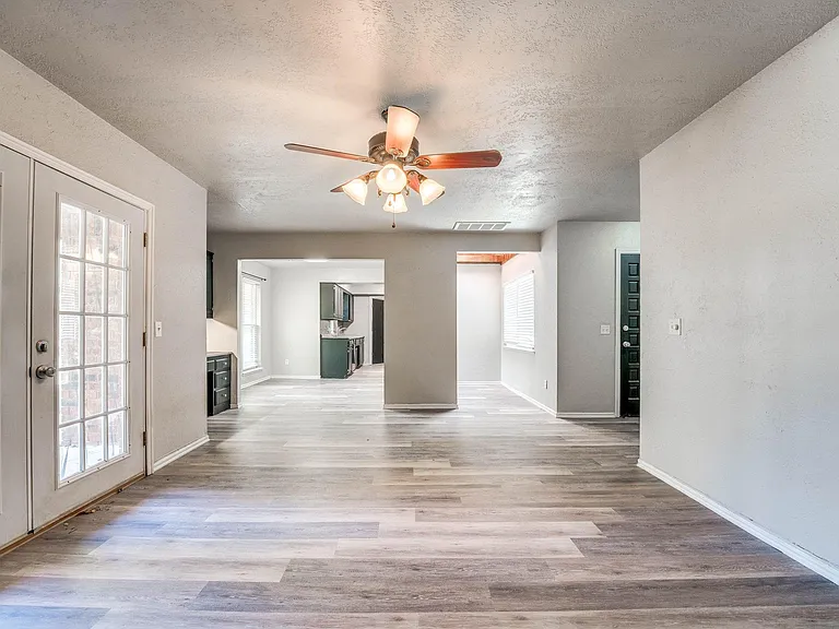 1205 Teal Pl — Photo 5