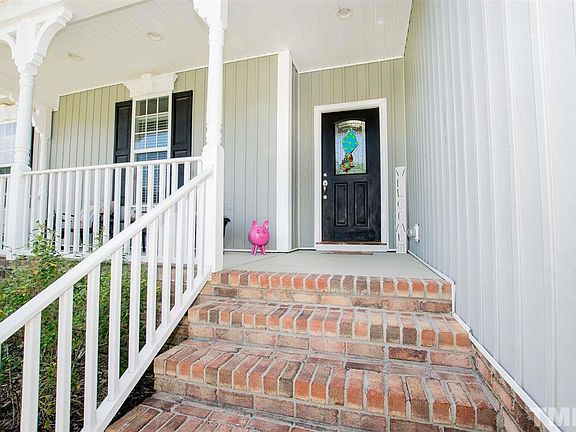 2nd image of 65 Neuse Landing Dr