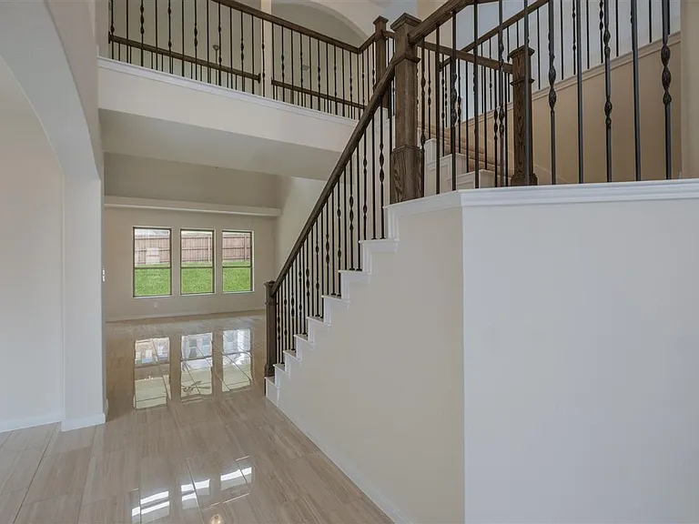 1717 Wind Riv — Photo 13