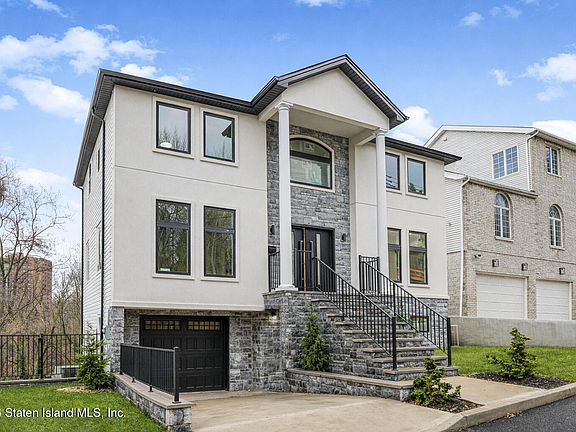 2nd image of 54 Cedarcliff Rd