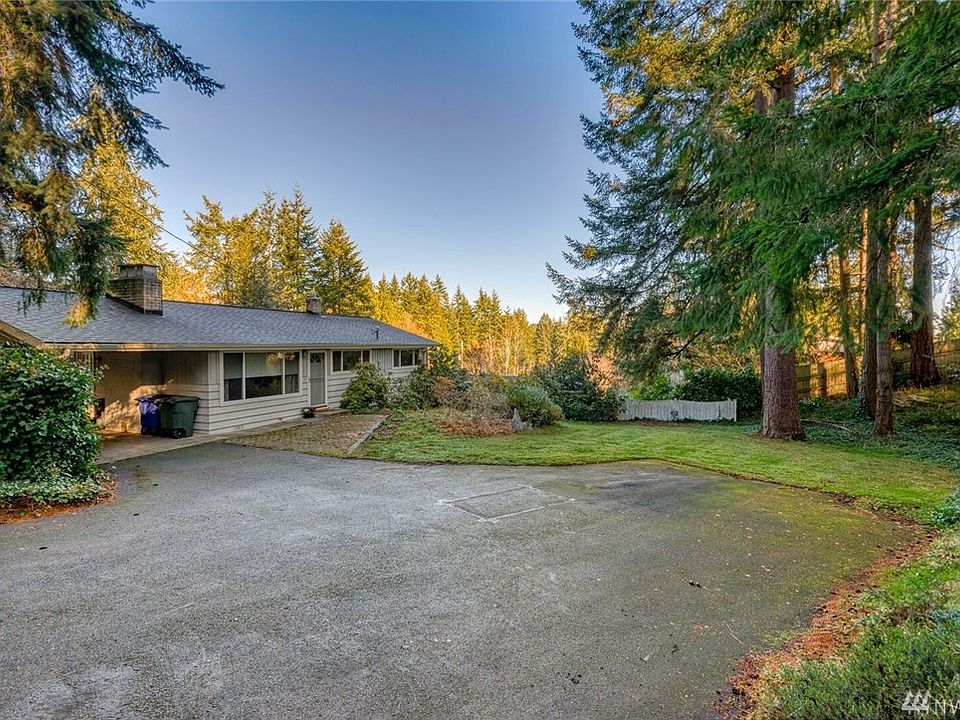 1st image of 17820 25th Ave NE