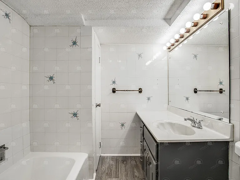 4309 College Ave — Photo 21