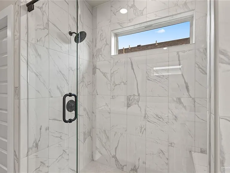 4809 S Markland Ave — Photo 15