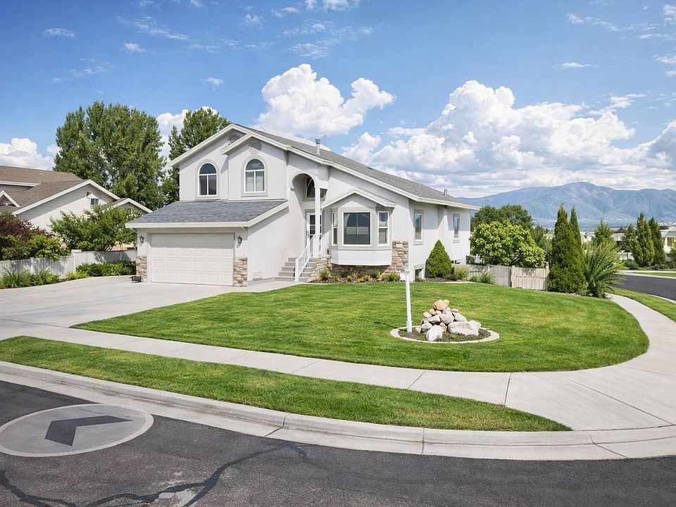 1st image of 5921 S Trowbridge Way