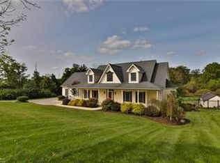 2348 Ridge Dr, Hellertown, PA 18055
