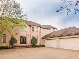 3904 Maple Ave, Northbrook, IL 60062