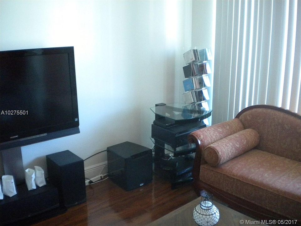 1st image of 650 West Ave APT 1106