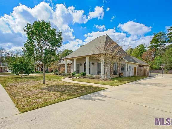2nd image of 32785 Briar Oak Dr