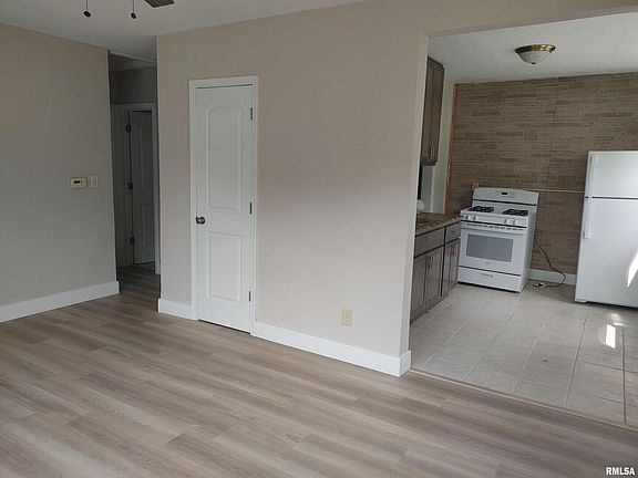 2nd image of 1417 College Ave