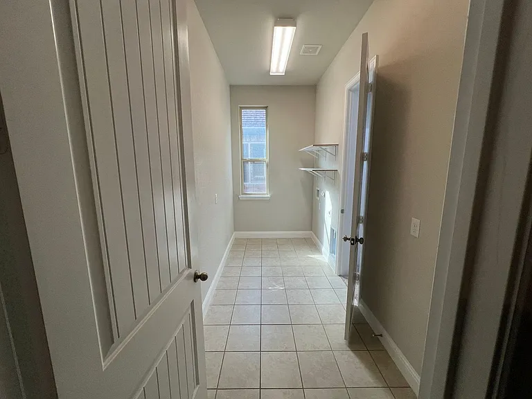 616 Ardath Rd — Photo 21