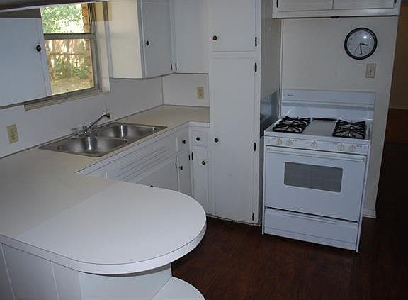 5th image of 1202 W 22nd St #B
