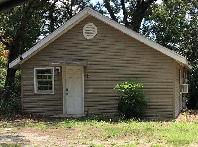 1st image of 502 Pine Knoll Dr APT 2