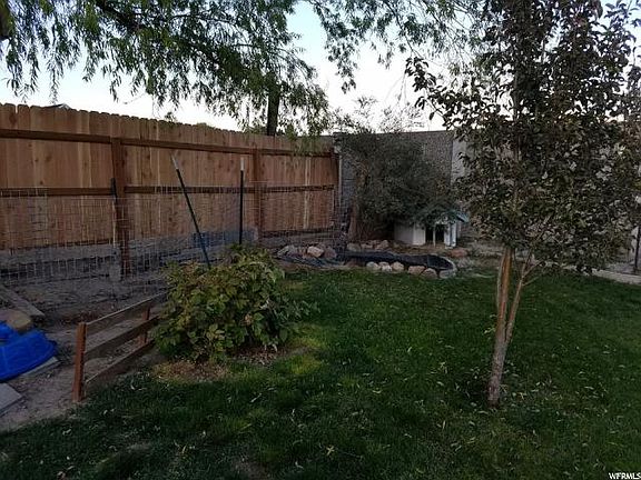 5th image of 8449 S Meadowlark Ln