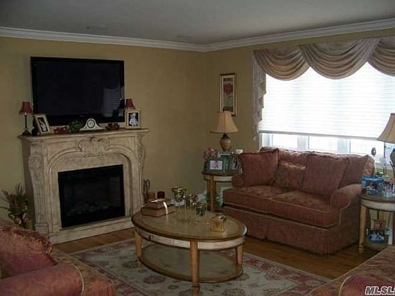 5th image of 9618 164th Ave