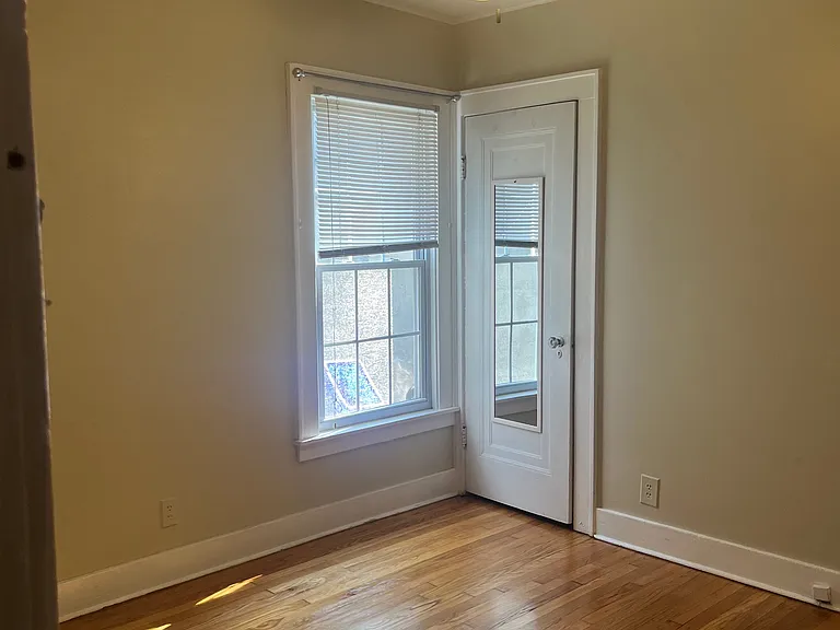 311 Buckingham Ave #1 — Photo 20