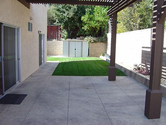 5th image of 407 Leavens Ct