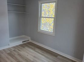 21-27 Whitman Place, 21