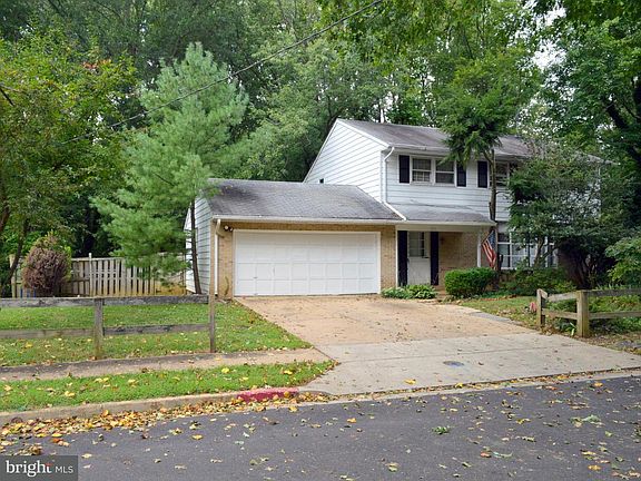 2nd image of 1311 Van Buren Dr
