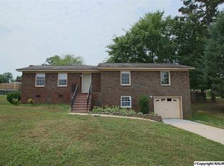 235 9th St W, Grant, AL 35747