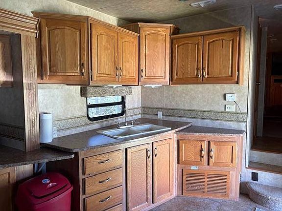 5th image of 110 Sunray Ln #22