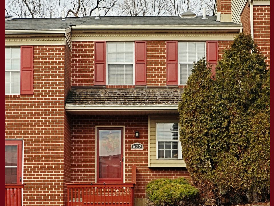 1st image of 672 Coates Ln