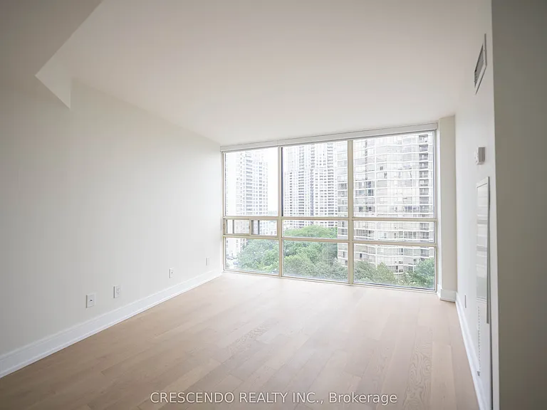 50 Eglinton Ave W #1006 — Photo 16