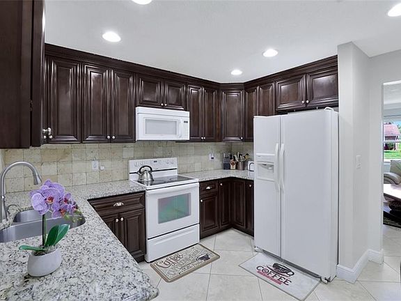 3rd image of 4751 Zana Dr