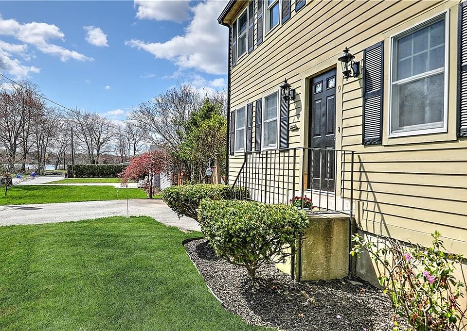 9 Joy St, Barrington, RI 02806 Zillow
