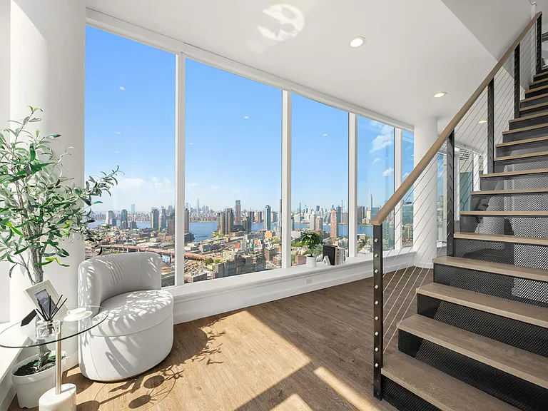 22-44 Jackson Ave #Penthouse 4 — Photo 6