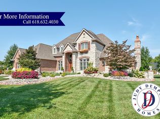 1900 Windcrest Dr, O Fallon, IL 62269